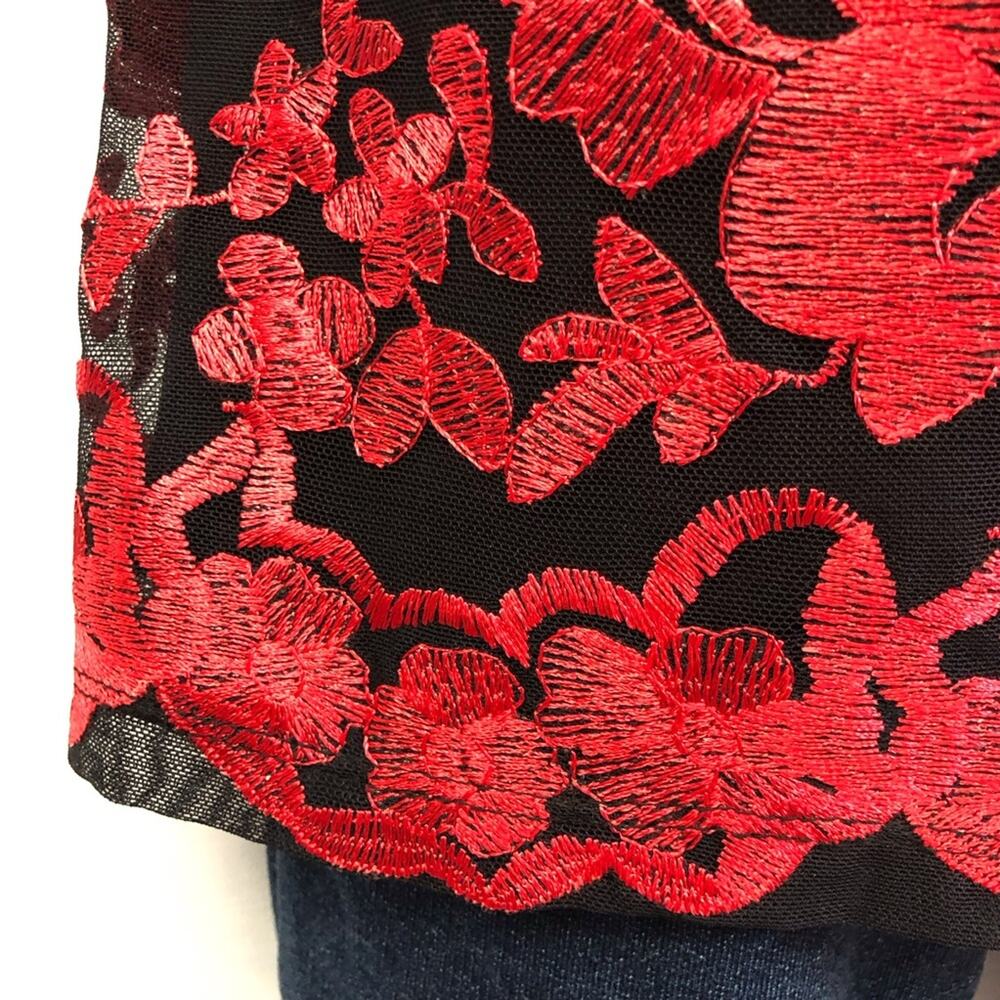 NWT INC International Going Global Red Black Sleeveless Lace Top Longer Length - Picture 4 of 16